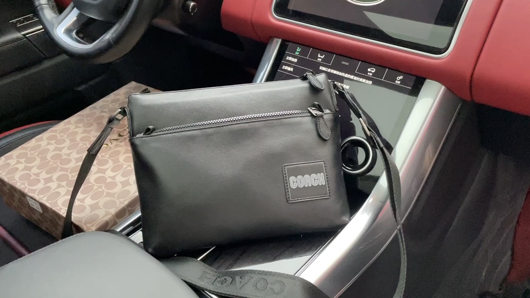 Coach 蔻驰  头层牛皮 单肩包 实拍