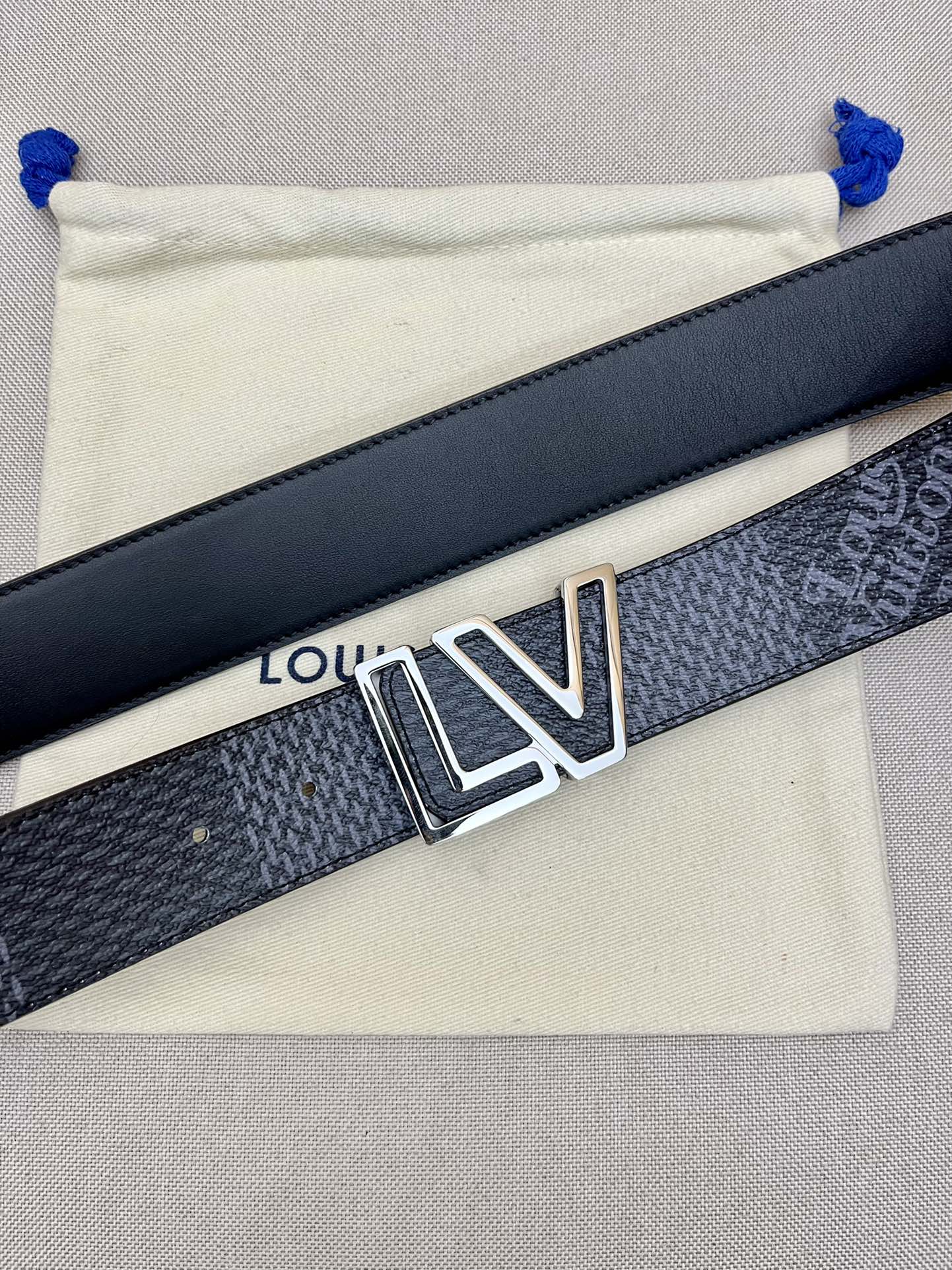 品牌LV路易威登！原单皮带腰带单面使
