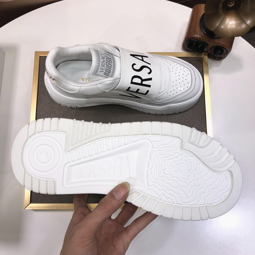 lote de fábrica [Versace] Los últimos modelos de Versace cuidadosamente elaborados para detonar la e