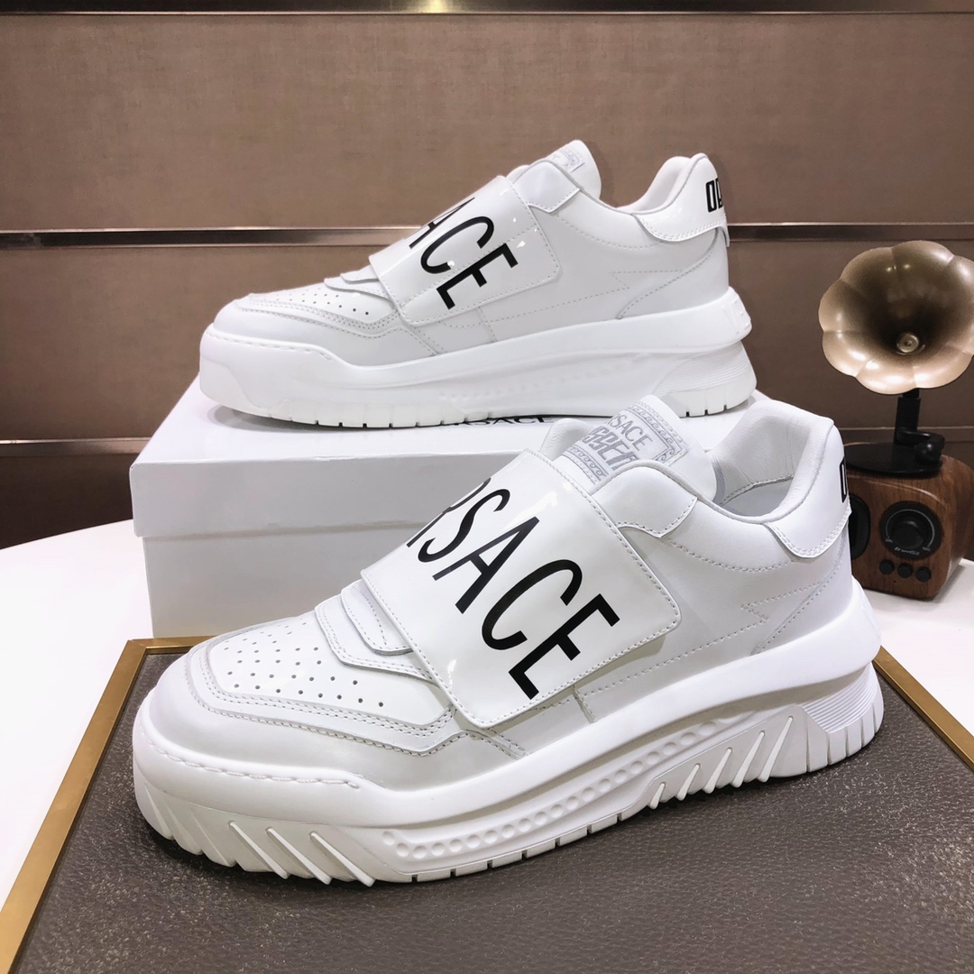 lote de fábrica [Versace] Los últimos modelos de Versace cuidadosamente elaborados para detonar la e