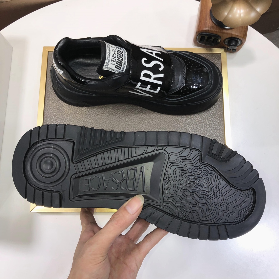 lote de fábrica [Versace] Los últimos modelos de Versace cuidadosamente elaborados para detonar la e