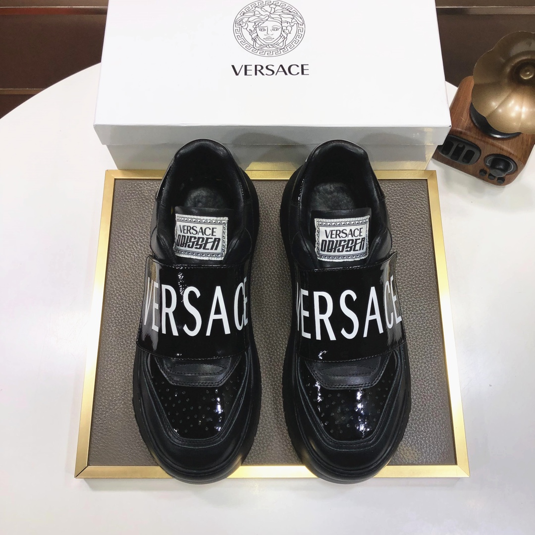 lote de fábrica [Versace] Los últimos modelos de Versace cuidadosamente elaborados para detonar la e