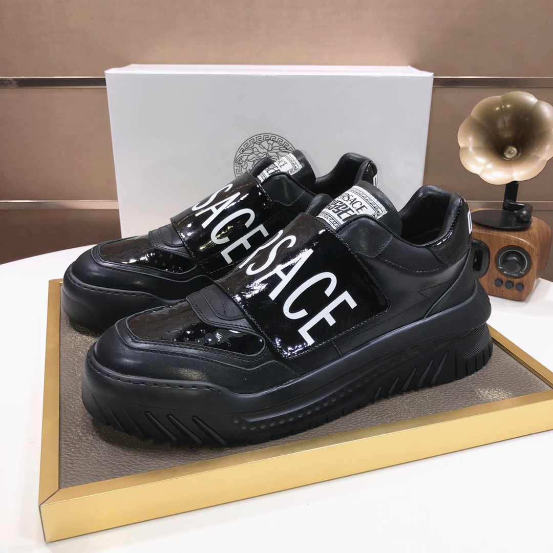 lote de fábrica [Versace] Los últimos modelos de Versace cuidadosamente elaborados para detonar la e