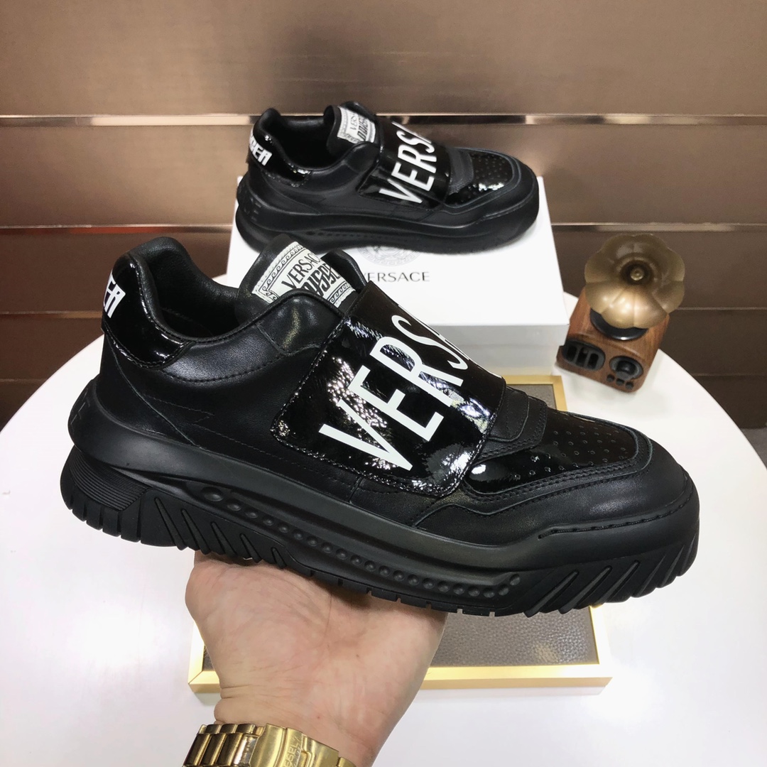 lote de fábrica [Versace] Los últimos modelos de Versace cuidadosamente elaborados para detonar la e