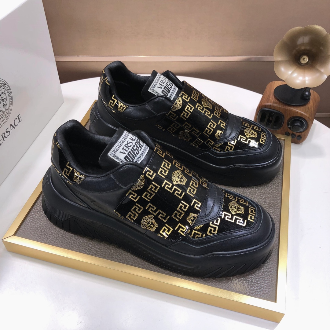 lote de fábrica [Versace] Los últimos modelos de Versace cuidadosamente elaborados para detonar la e