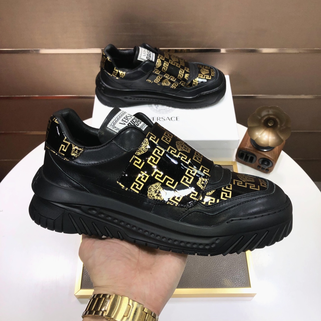 lote de fábrica [Versace] Los últimos modelos de Versace cuidadosamente elaborados para detonar la e