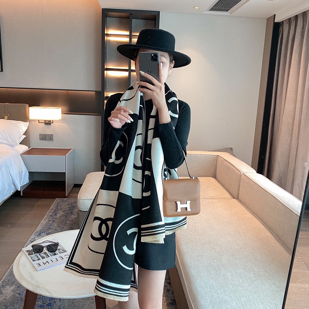 CHANEL LOGO