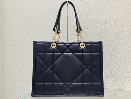 Dior Bags Handbags Black Gold Cowhide Fall/Winter Collection Essential Chains