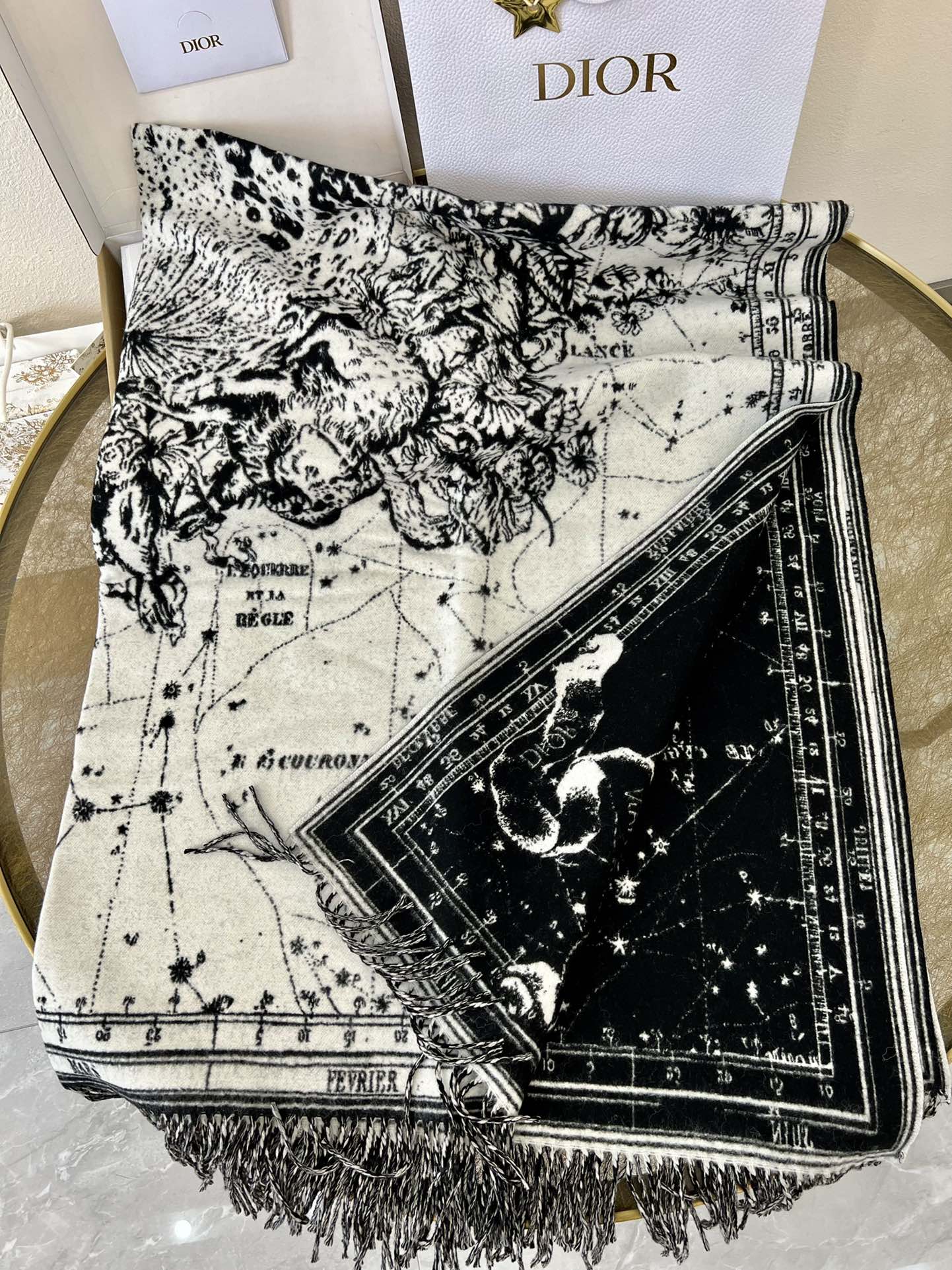 Dior迪奥星象系列提花披毯