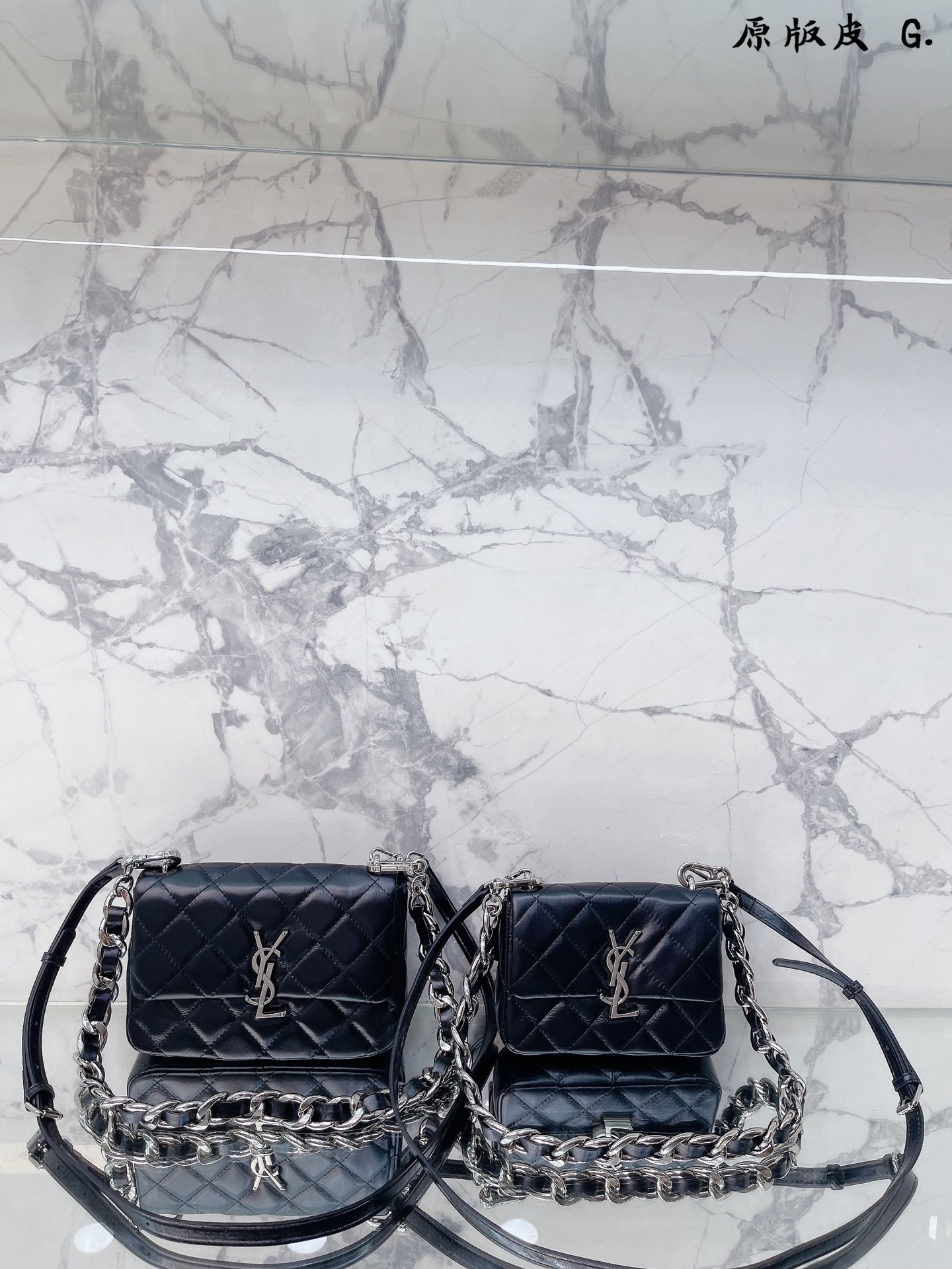 头层皮/320  Saint Laurent 圣罗兰 YSL  粗链条单肩包 这款上身一定是好看的那种 超级精致 容量不错。有点复古时髦感。 尺寸 22 14/14 12cm