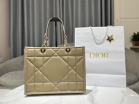 Dior Bags Handbags Apricot Color Gold Cowhide Fall/Winter Collection Essential Chains