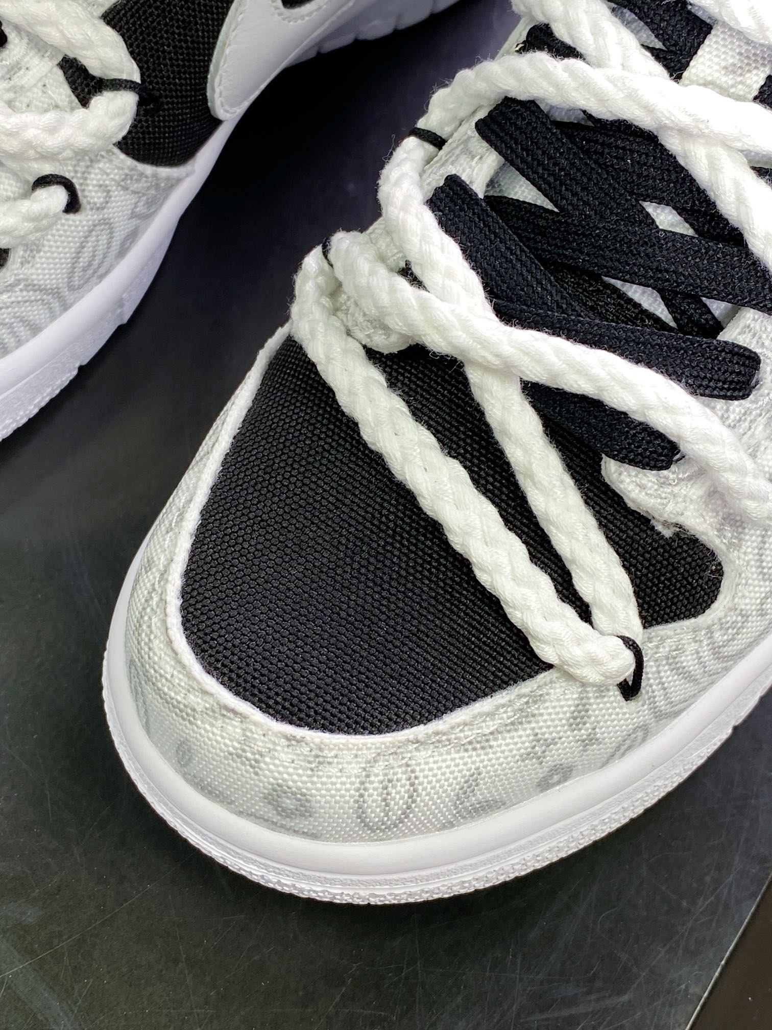 300 SB Dunk Low”White/Black Paisley”扣篮系列低帮休闲运动滑板板鞋DJ9955-100