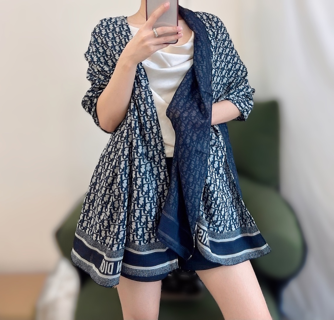 Dior迪奥Oblique 印花双层真丝长巾