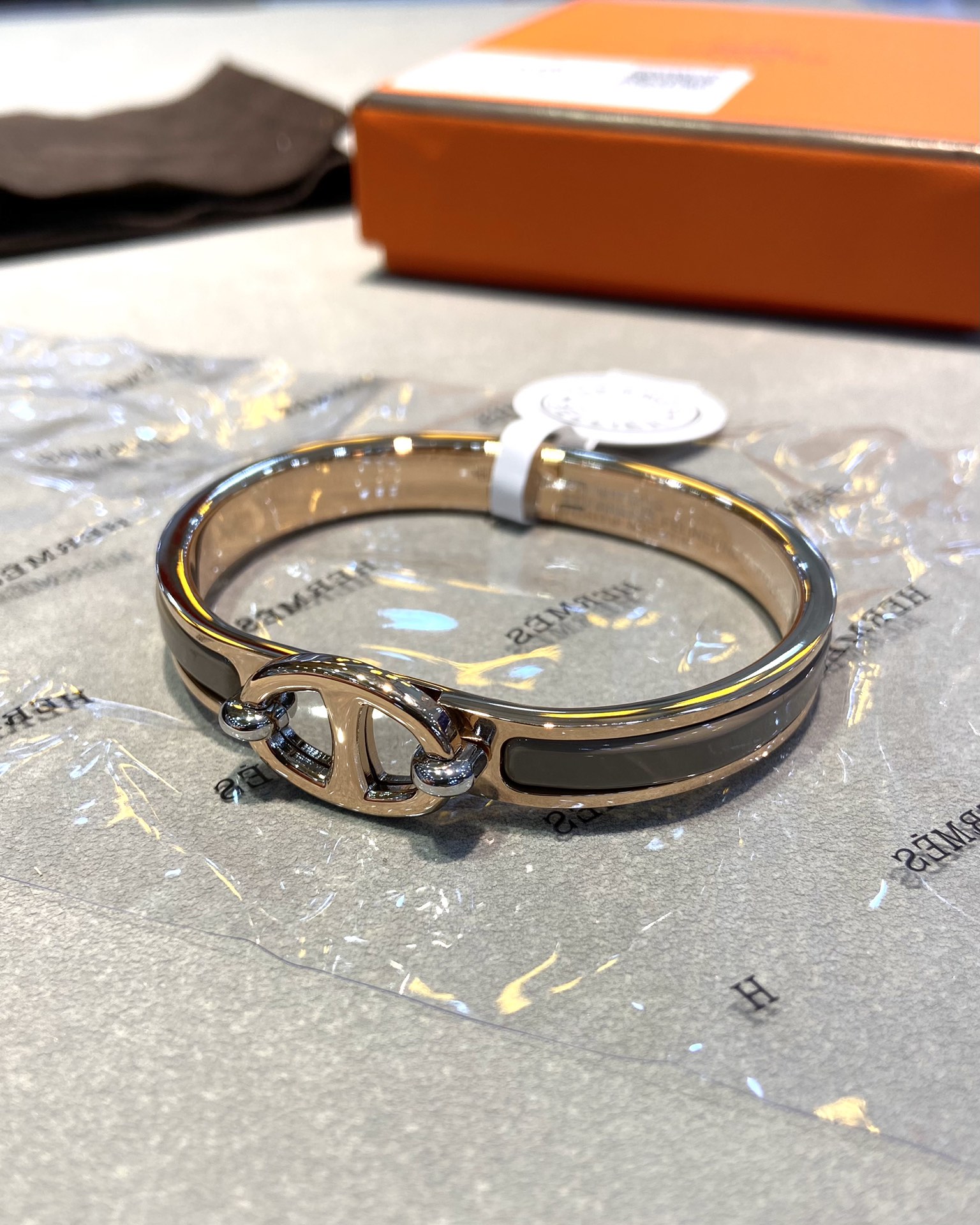 H bracelet