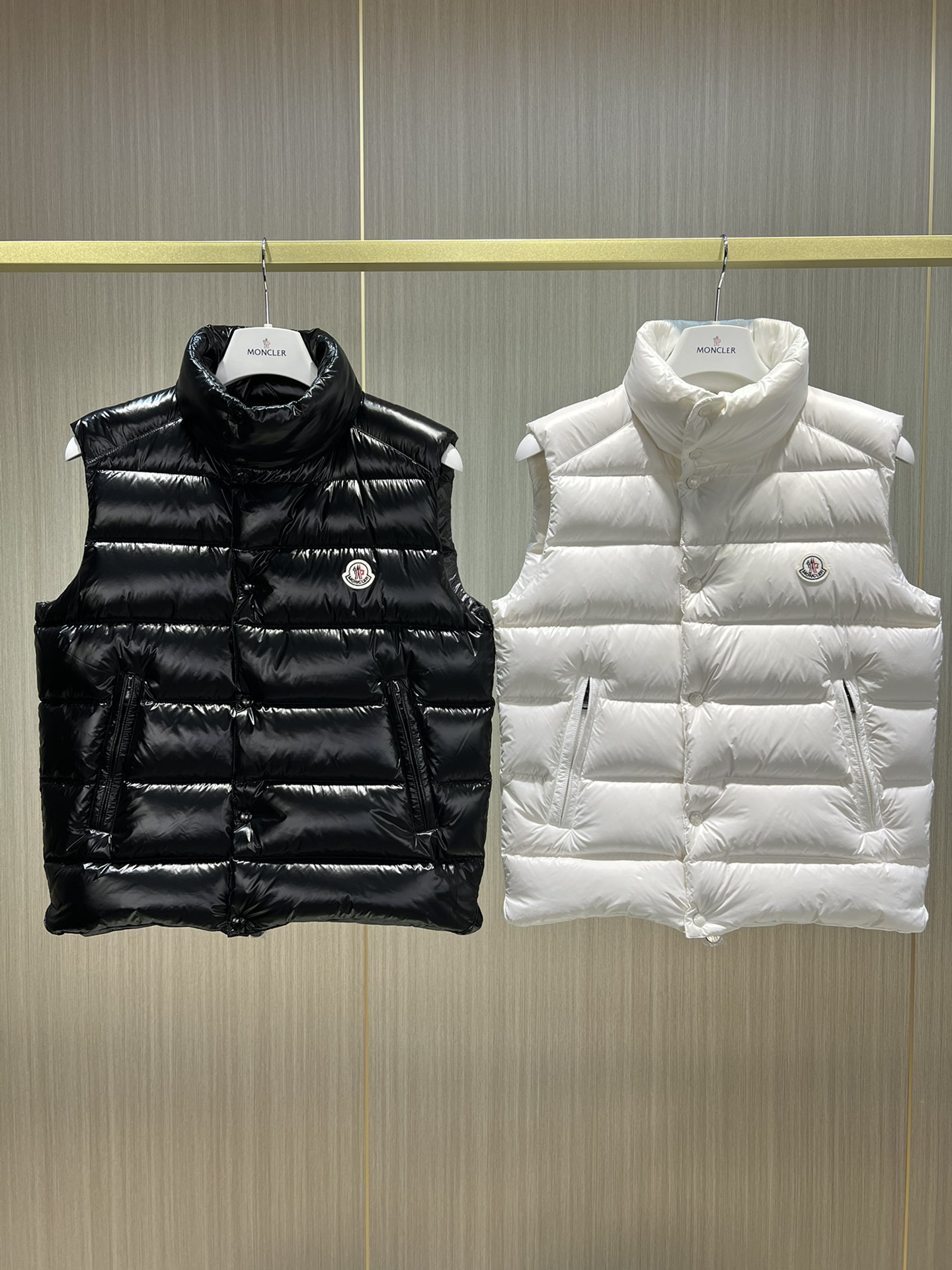 Moncler ملابس فيست أفضل نمط جديد نسخة طبق الأصل
 أسود . غراي أبيض العام للرجال والنساء بطة بيضاء أسفل aa000158