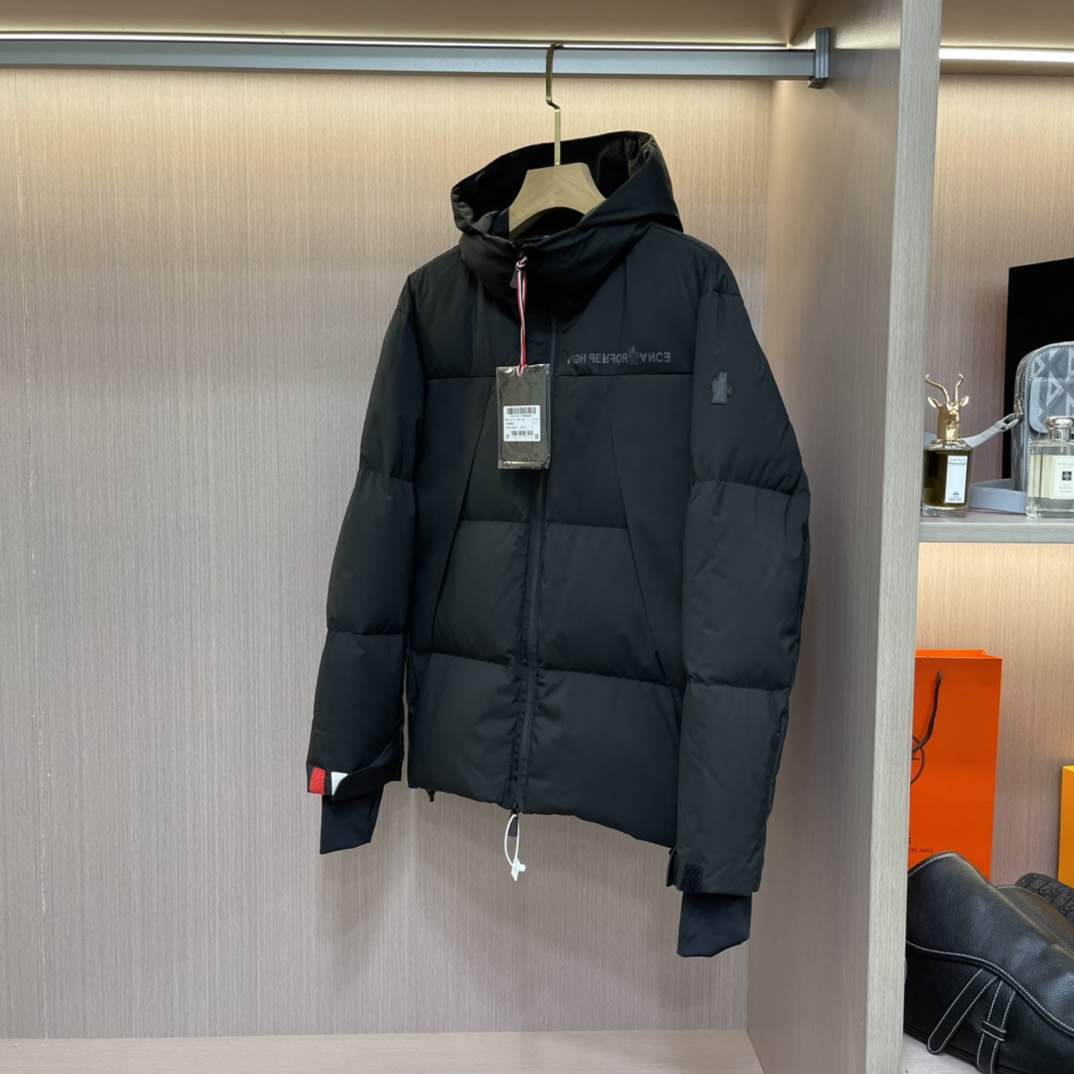 MON Glacier Taku 滑雪系列 秋冬必备的“面包服”