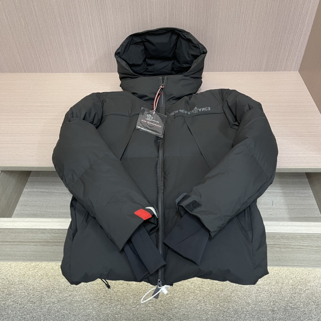MON Glacier Taku 滑雪系列 秋冬必备的“面包服”