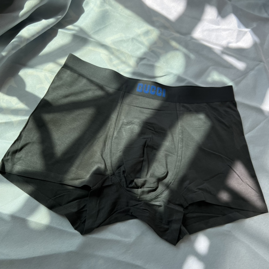  新品GUCCI 古奇 经典款 外贸国外订单，原单品质，无缝切割工艺 科学配 91%莫代尔+9%氨纶，丝