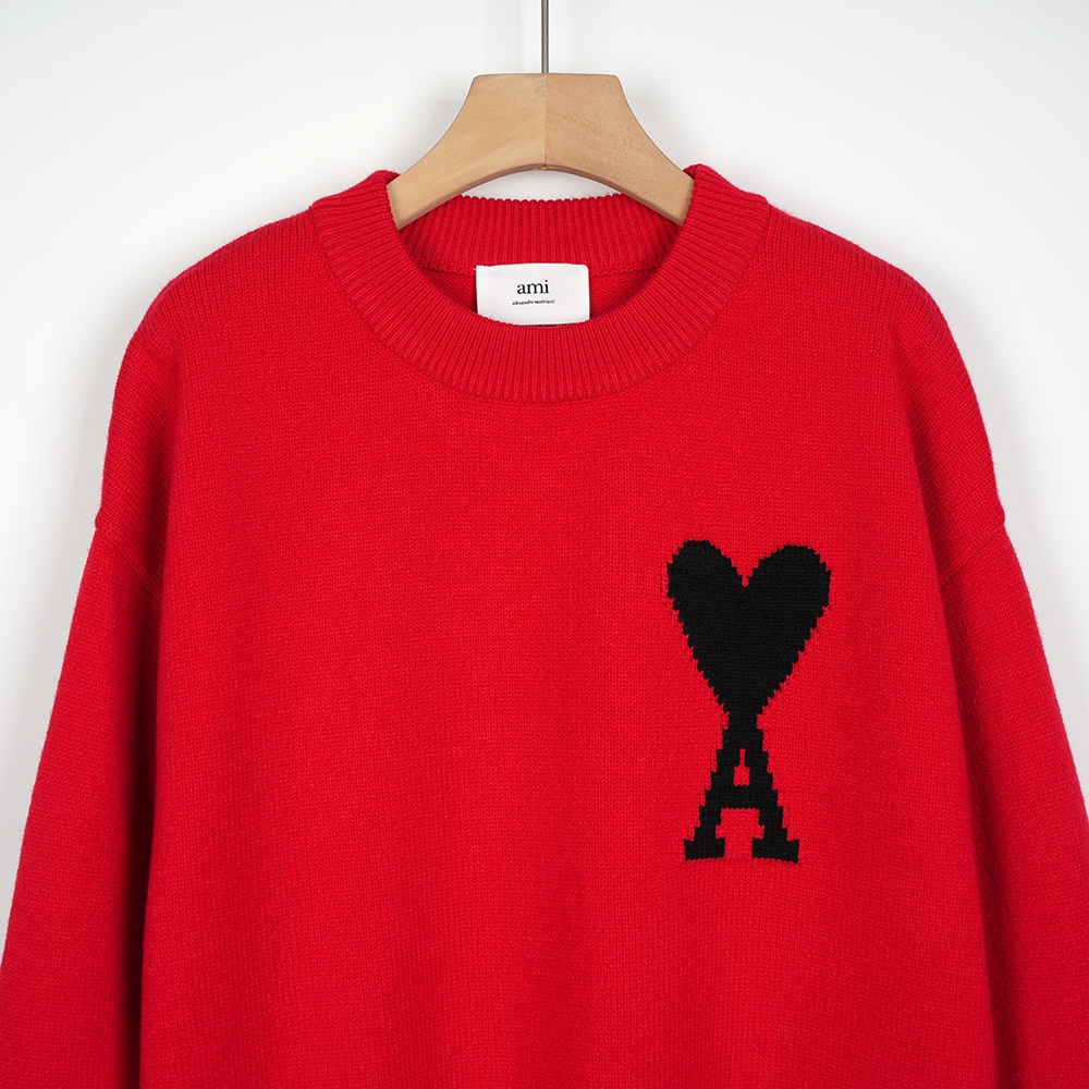 High-End Women’s Clothing: Ami’s Classic Wool Knits with Twilight Collars - 图片 2