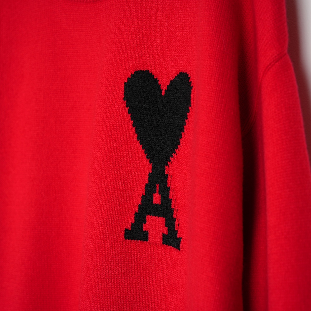 High-End Women’s Clothing: Ami’s Classic Wool Knits with Twilight Collars - 图片 4