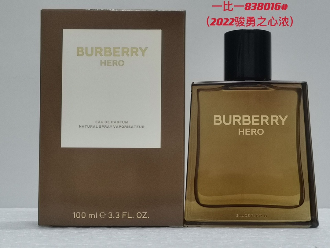 Burberry Hero Eau de Parfum for Men -100ml Natural Spray Vaporisateur