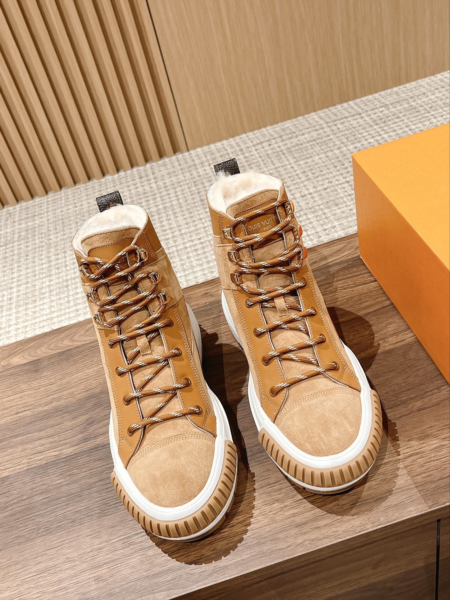 Luxury Cheap Replica
 Louis Vuitton Shoes Sneakers Genuine Leather TPU Wool Winter Collection High Tops