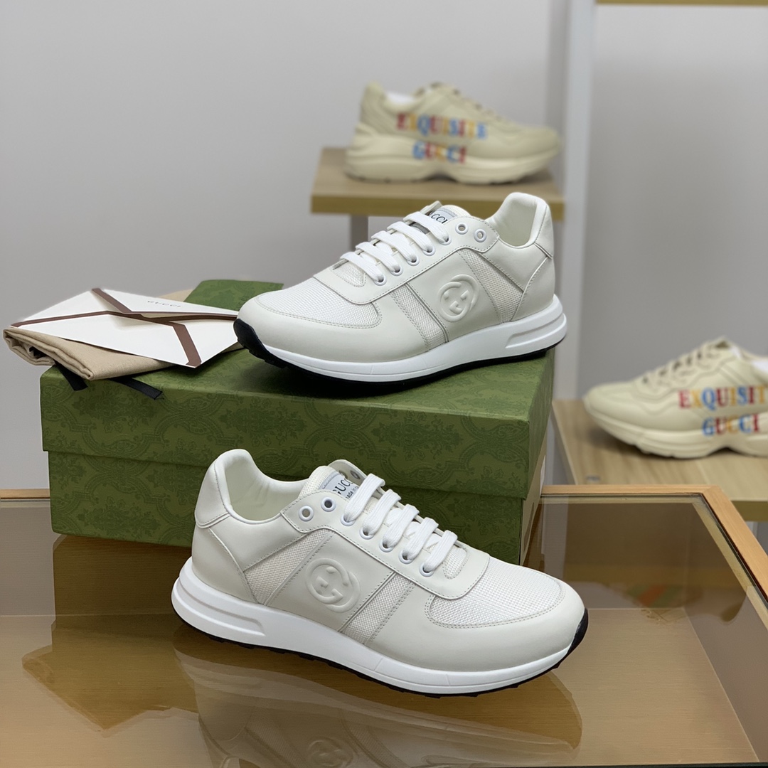Gucci古驰   采用白色牛皮拼白色网布男士运动跑鞋
