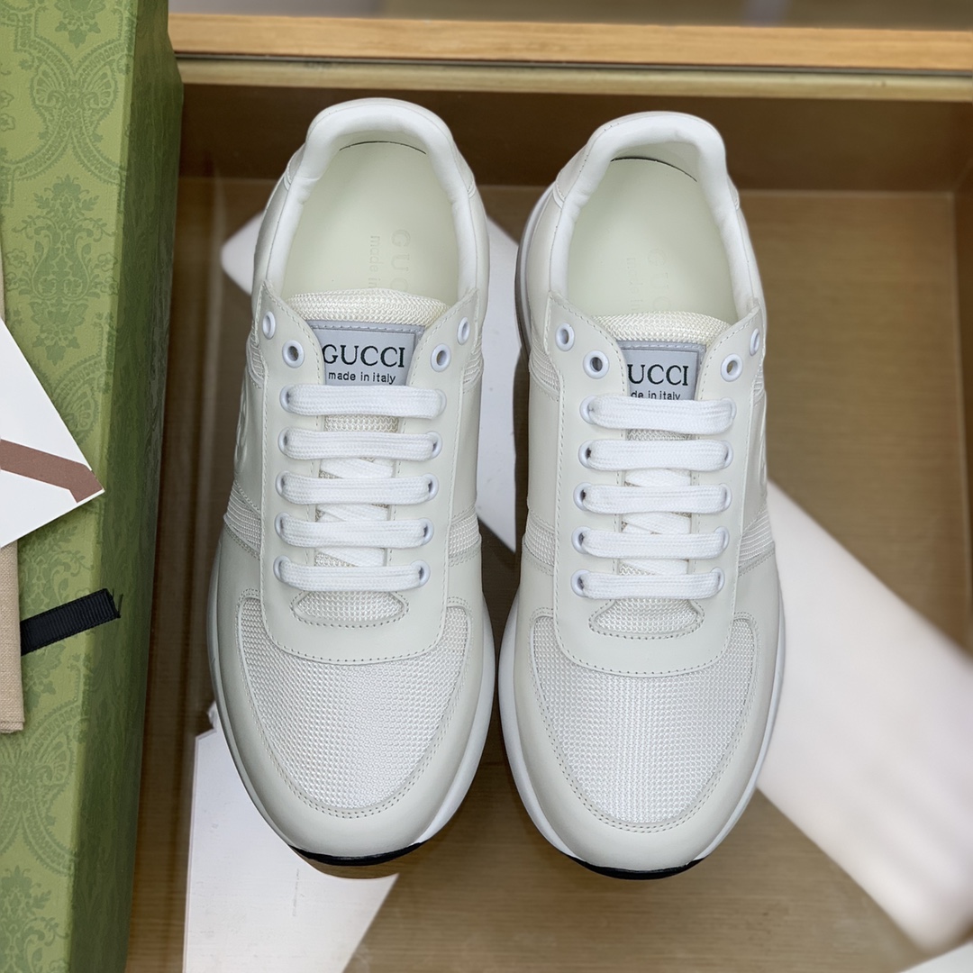 Gucci古驰   采用白色牛皮拼白色网布男士运动跑鞋