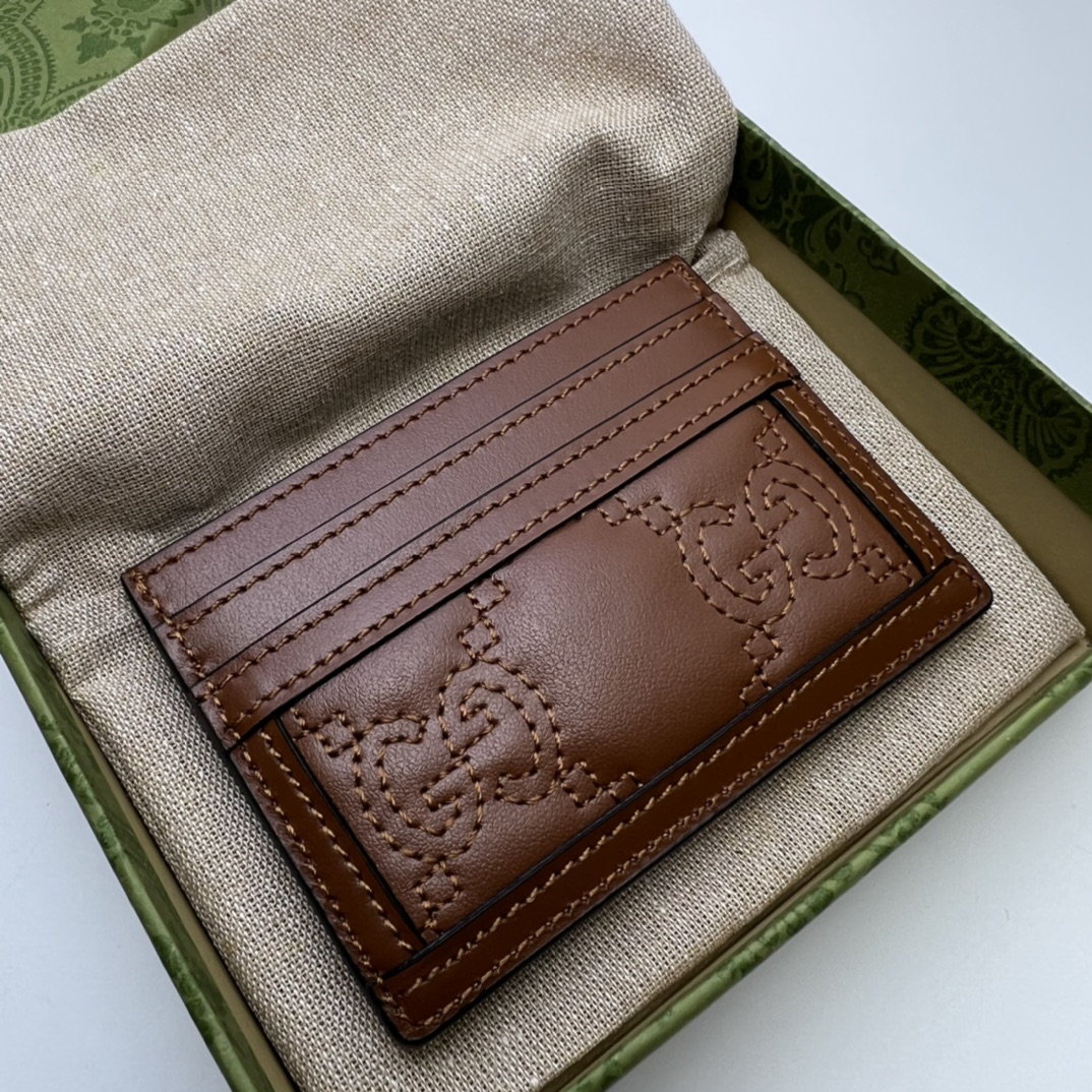 GUCCI古驰GG Matelassé卡片夹723790