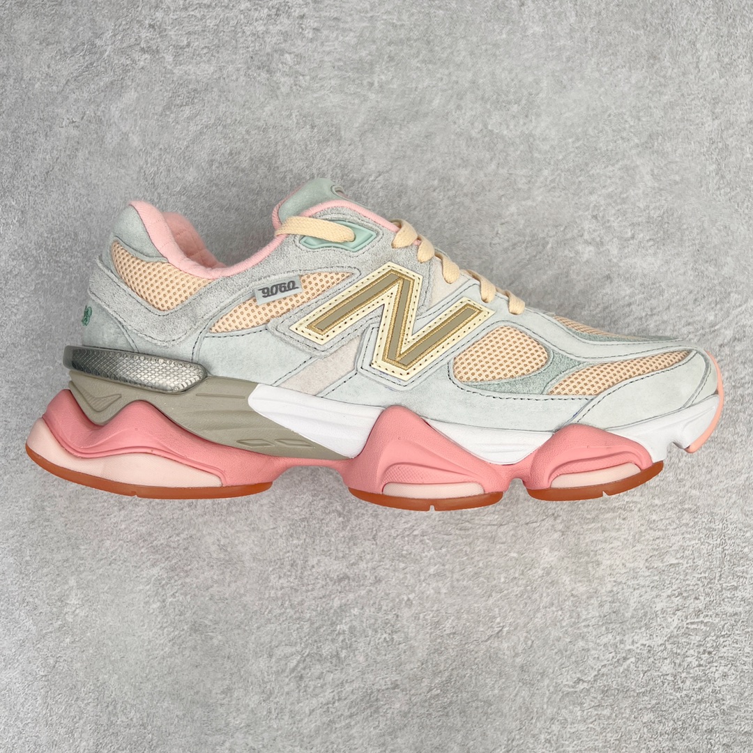 💰240 ＃M纯原 Joe Freshgoods x New Balance 新百伦NB9060 联名灰粉 U9060JG1 全套原楦原纸板原厂数据开发 进口三明治网面 原装进口翻毛皮料正确绒感卡色 正确中底拉帮中底网布细节 原厂标裁 带紫光防伪 定制后跟透明水晶模块 冲裁组合 大底贴合程度胶水上色把控完美 整洁度挑战全网艺术家 多道序QC把关品质完善 匠心打造 耗时两个月开发完成 工艺极其复杂难度可想而知 新开独立私模大底 全网唯一正确六层组合大底 高端零售专供产物 Size：36 37 37.5 38 38.5 39 40 40.5 41 42 42.5 43 44 45.5 编码：by3936010-运动鞋