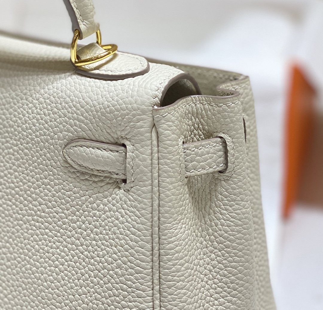 Hermès Luxury Handbag Collection 6