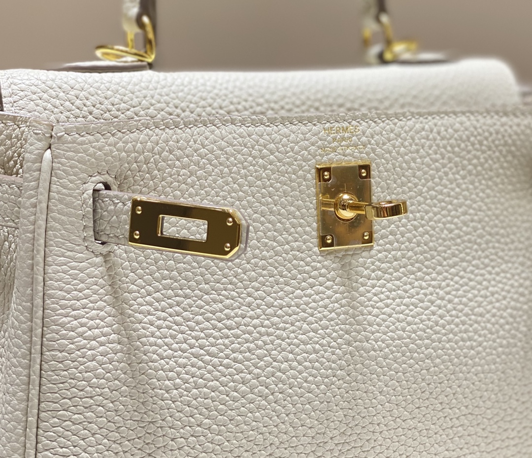 Hermès Luxury Handbag Collection 7