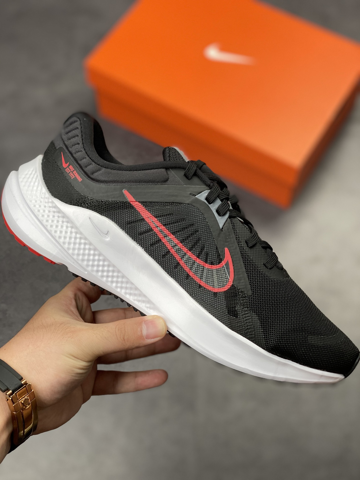 180 Nike Quest 5极速5代 网面透气 时尚休闲跑步鞋 DD0204-004