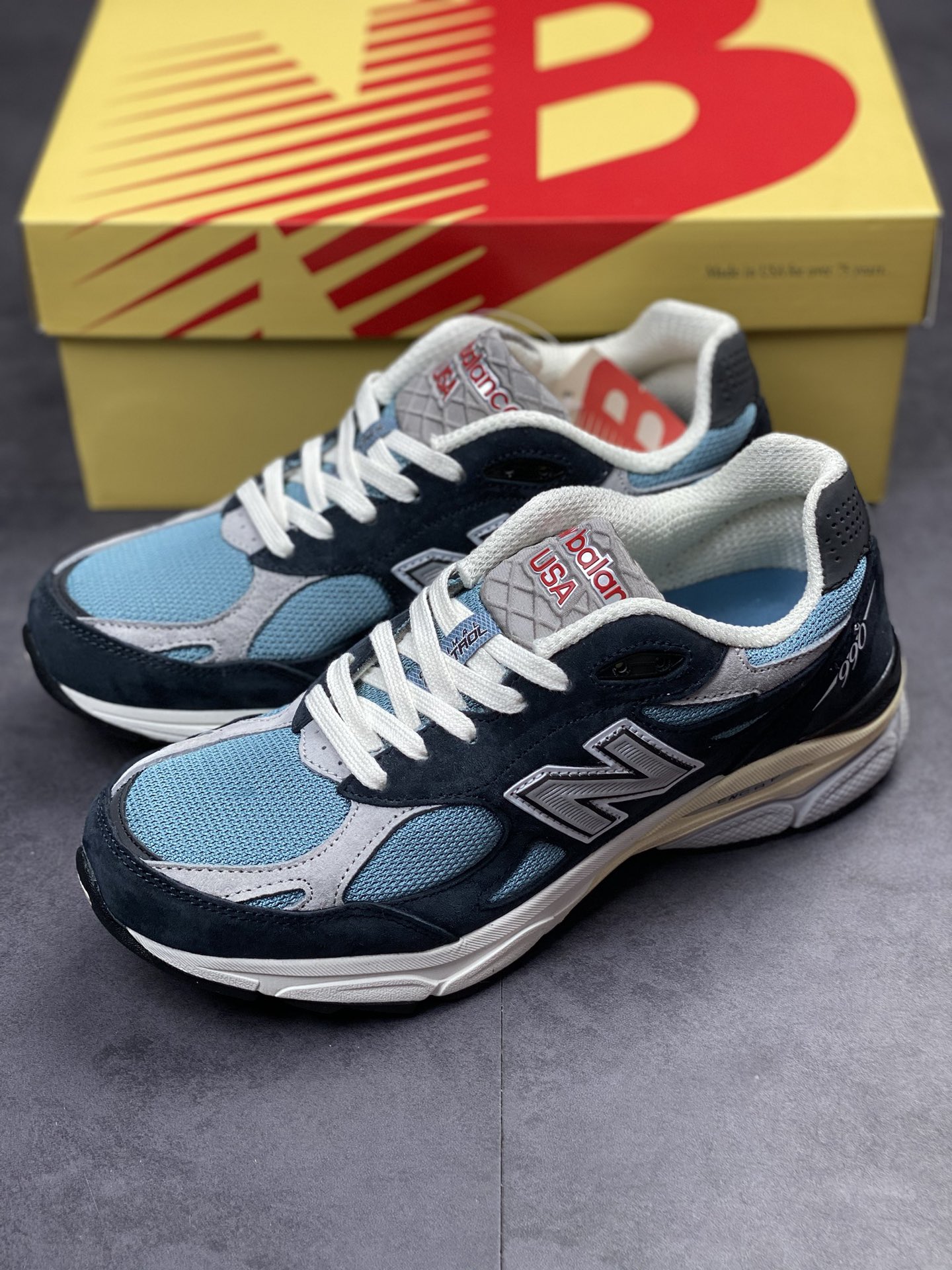 New Balance 990 V3 navy blue M990TE3