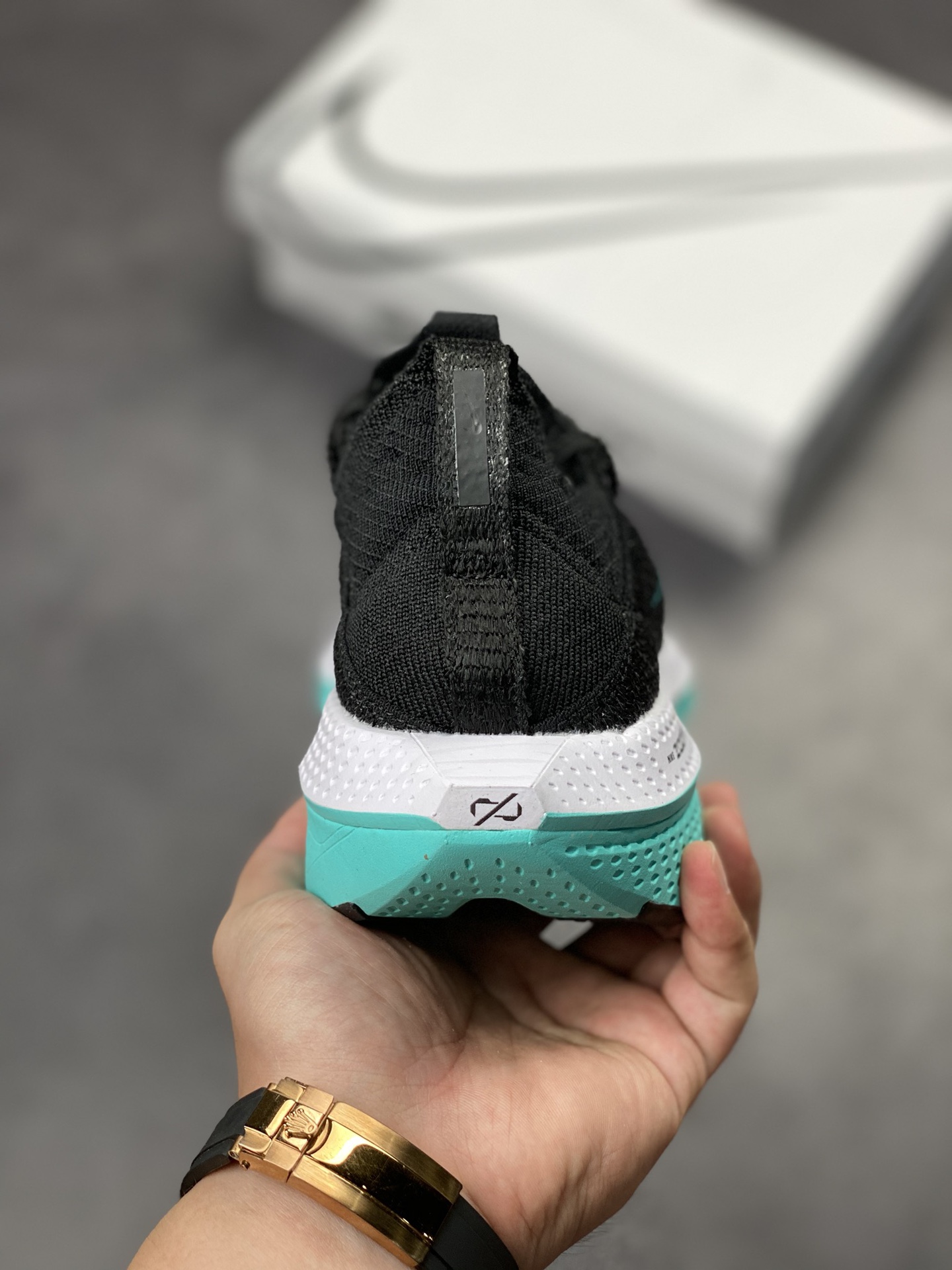 320 Nike Air Zoom Alphafly NEXTProto 马拉松3.0高性能跑鞋DV9422-500