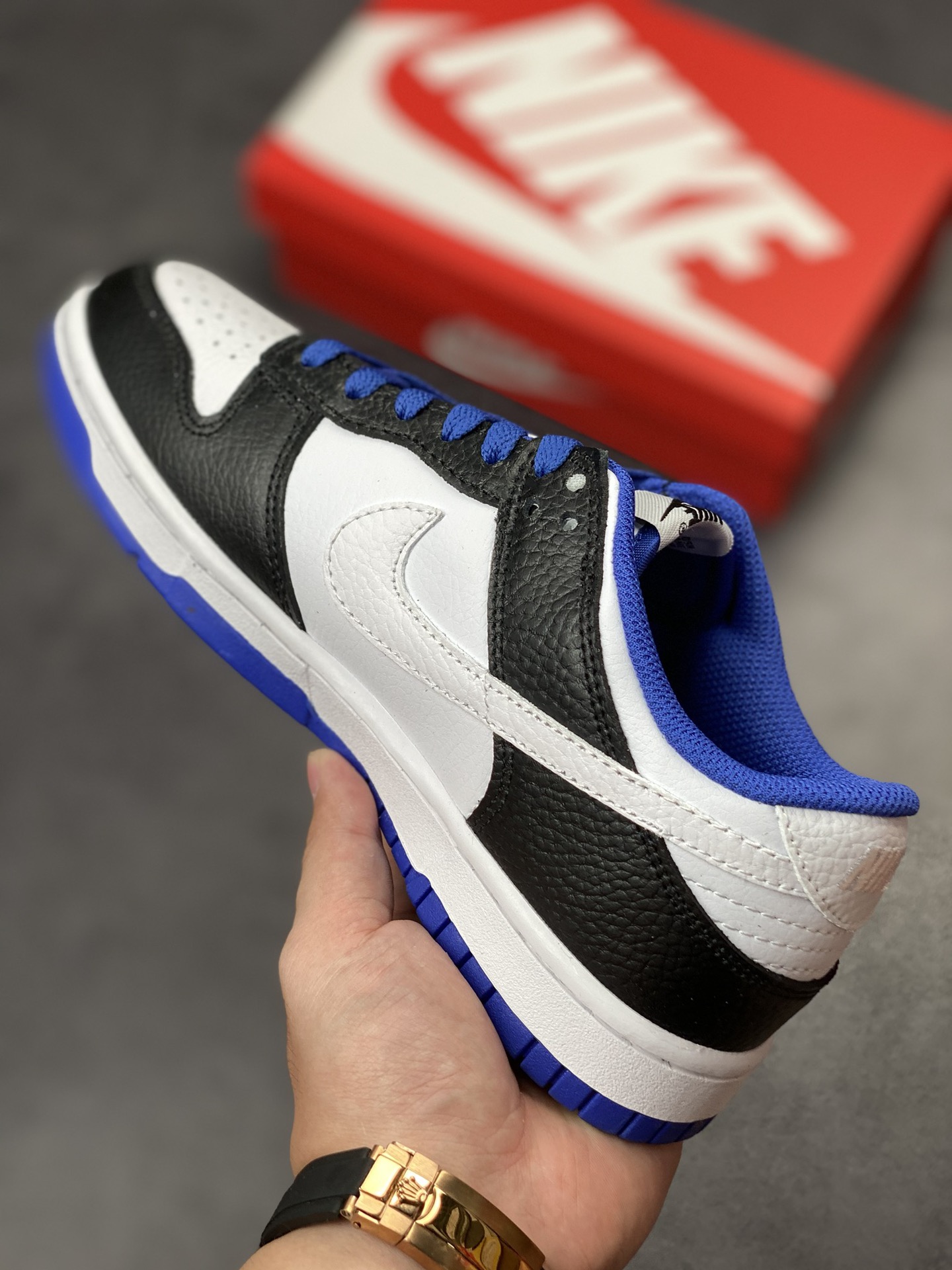 220 NIKE SB Dunk Low 黑白蓝 FD9064-110