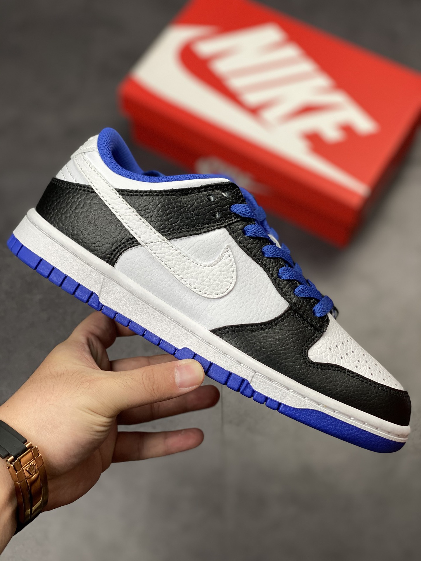220 NIKE SB Dunk Low 黑白蓝 FD9064-110