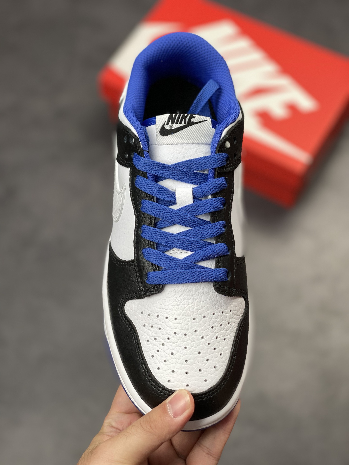 220 NIKE SB Dunk Low 黑白蓝 FD9064-110