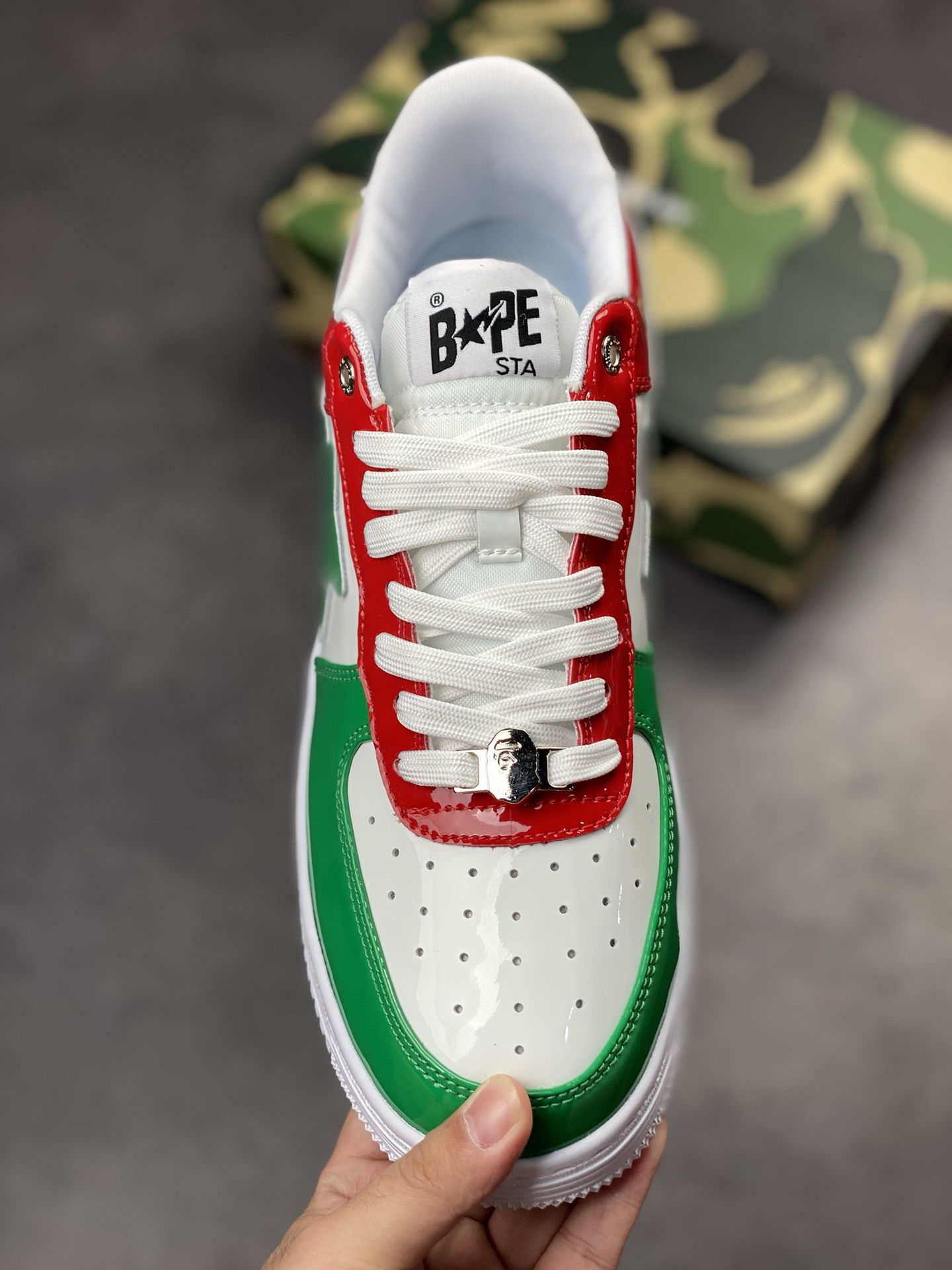 Bape Sta To Low star with the same style ape head classic low top sports and leisure sneakers