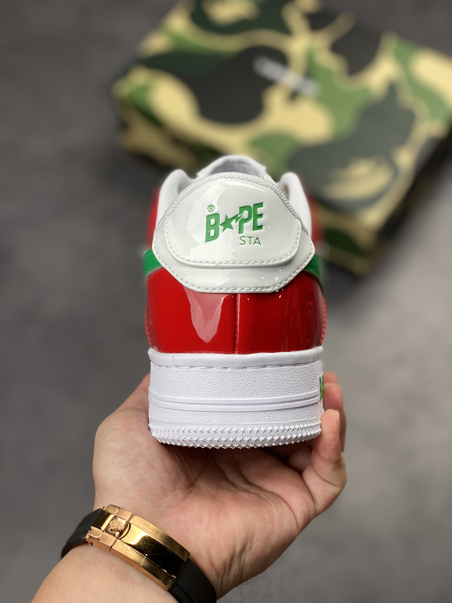 Bape Sta To Low star with the same style ape head classic low top sports and leisure sneakers