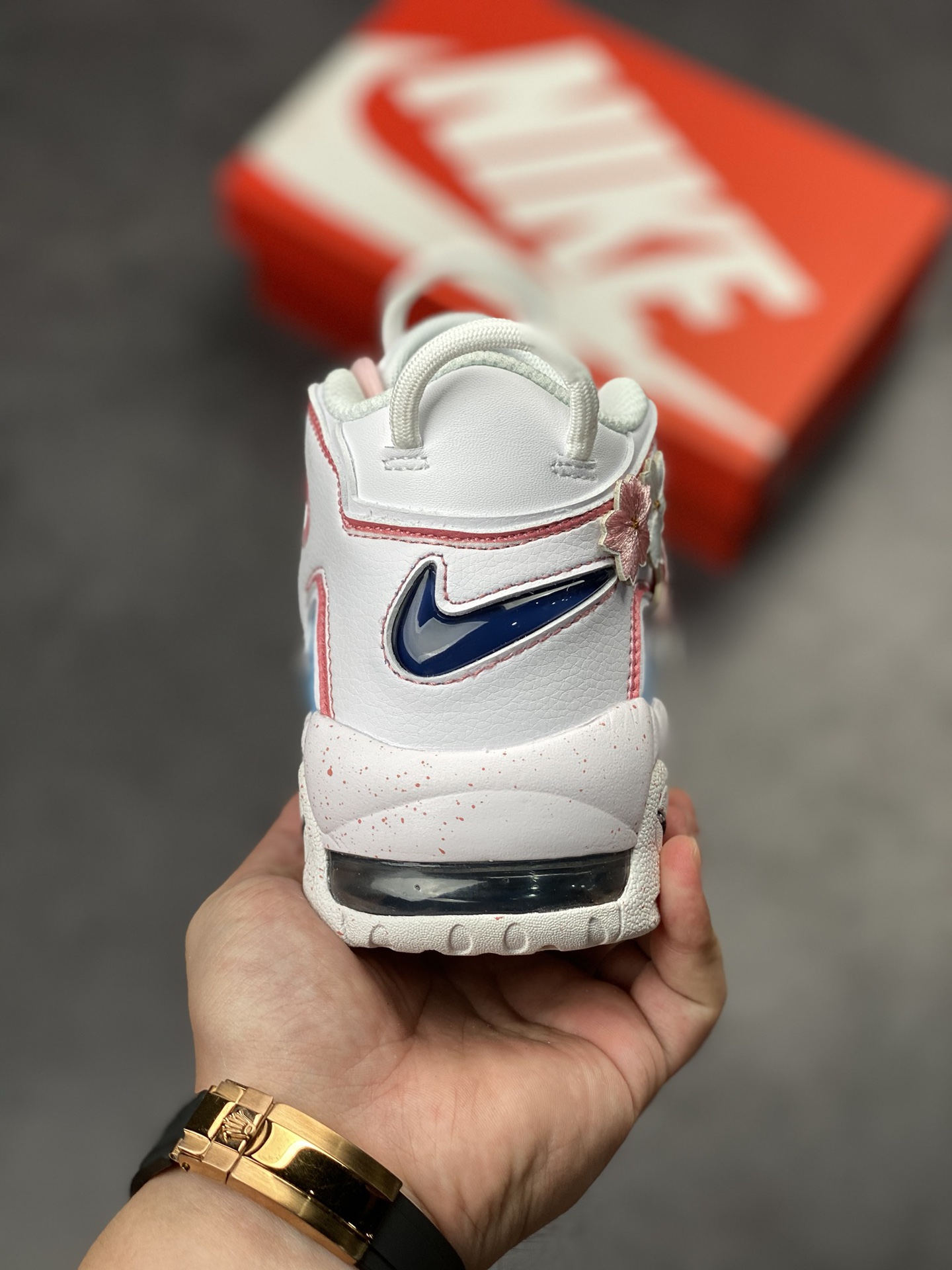 260 Air More Uptempo 代表着历史最高版本皮蓬 DH9719-100