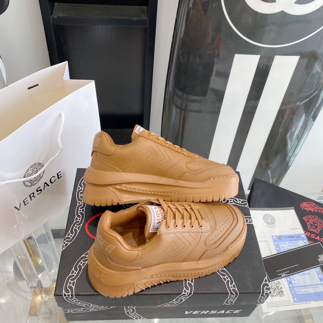 800 versace, Van Schuys 2022s, original development of a new repertoire shoe. 35-45 - 图片 1