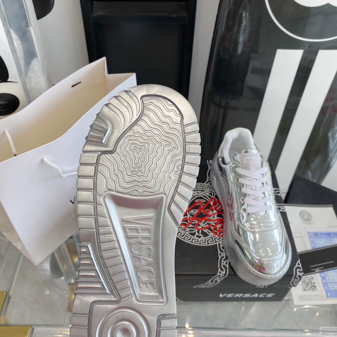800 versace, Van Schuys 2022s, original development of a new repertoire shoe. 35-45 - 图片 2