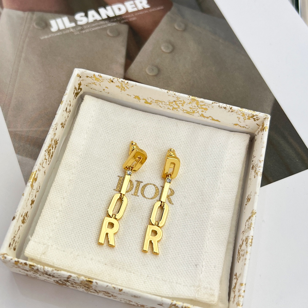 新款☑️DIOR迪奥金色字母流苏耳钉耳环