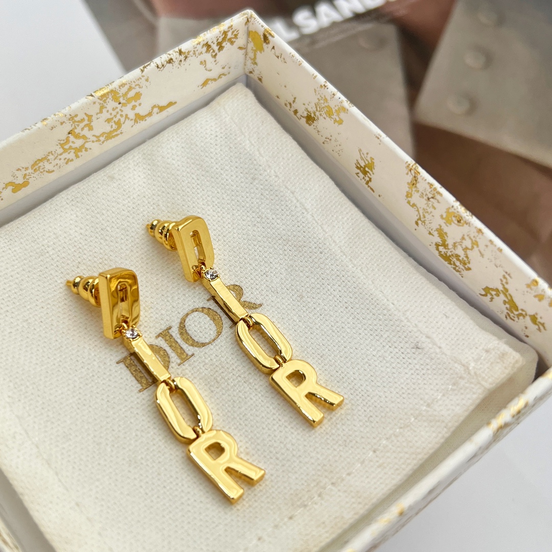新款☑️DIOR迪奥金色字母流苏耳钉耳环