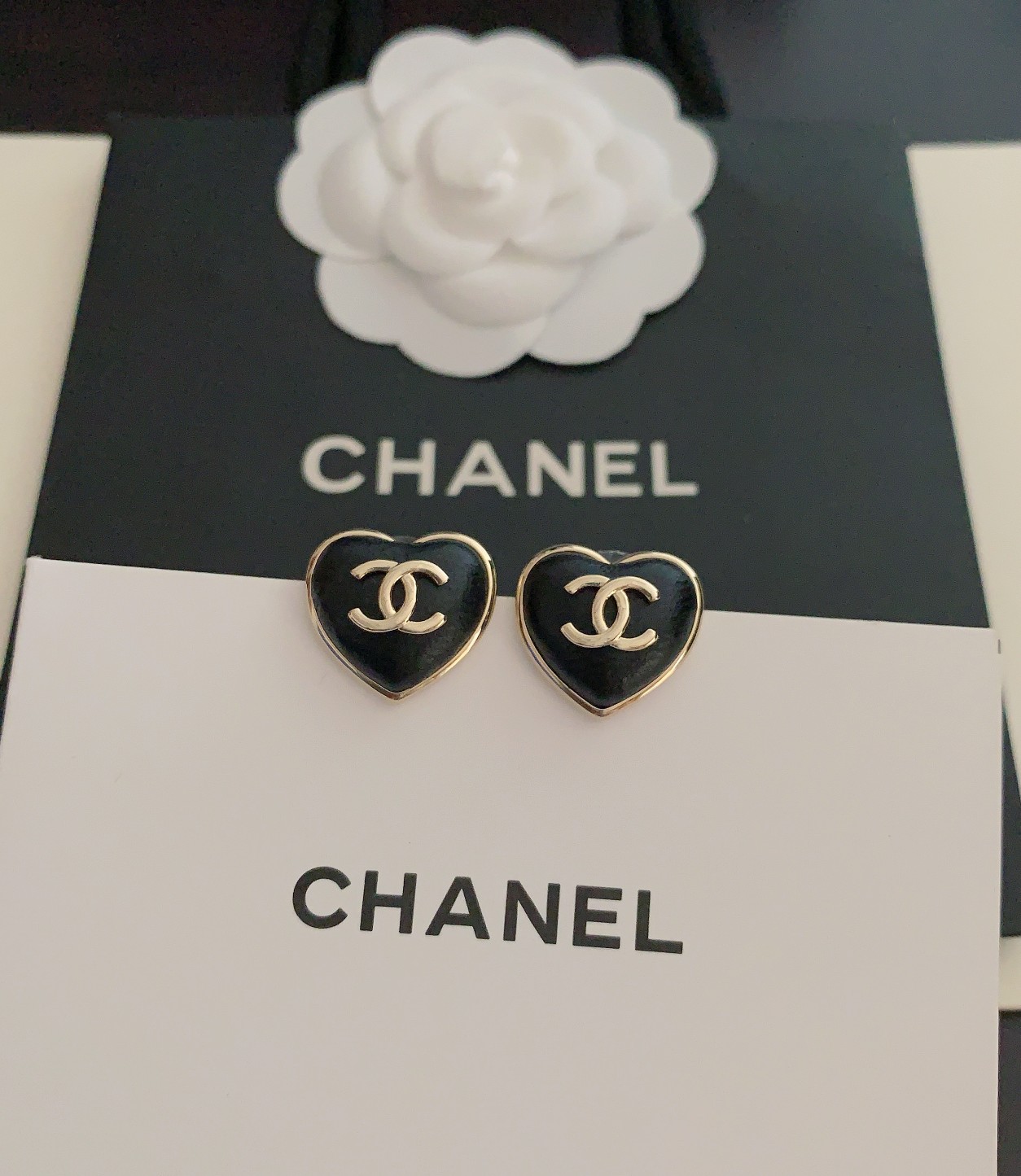 CHANEL Black Leather Heart Stud Earrings - Comprehensive 3