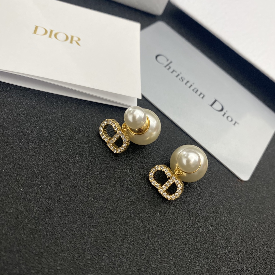 DIOR New Earrings Fashion Gold Plated Stud Earrings For Women Hypoallergenic Gift Ideas 6 a1664945260964 1320