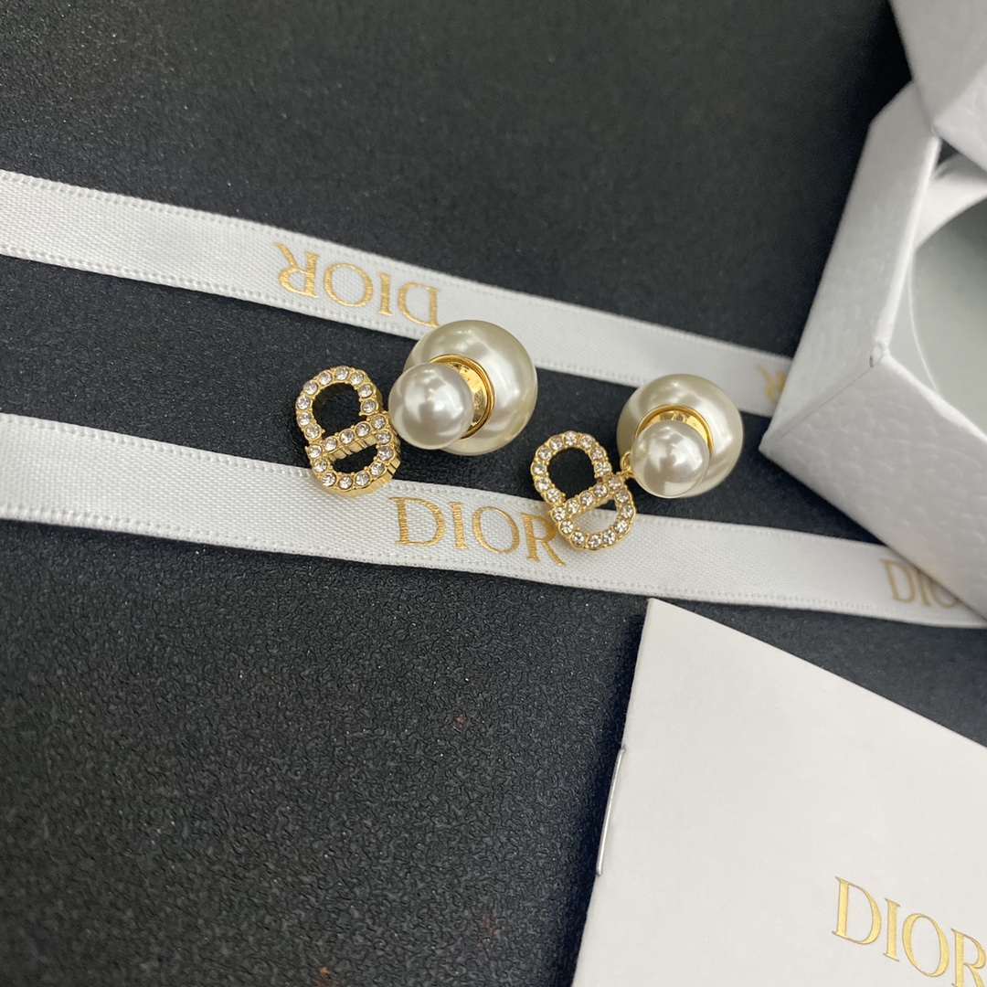 DIOR New Earrings Fashion Gold Plated Stud Earrings For Women Hypoallergenic Gift Ideas 8 a1664945260973 6044