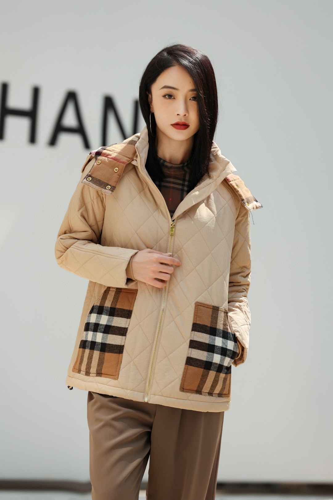Burberry-Inspired Quilted Padded Jacket with Hood and Plaid Accents 1 a1664947454064 7083