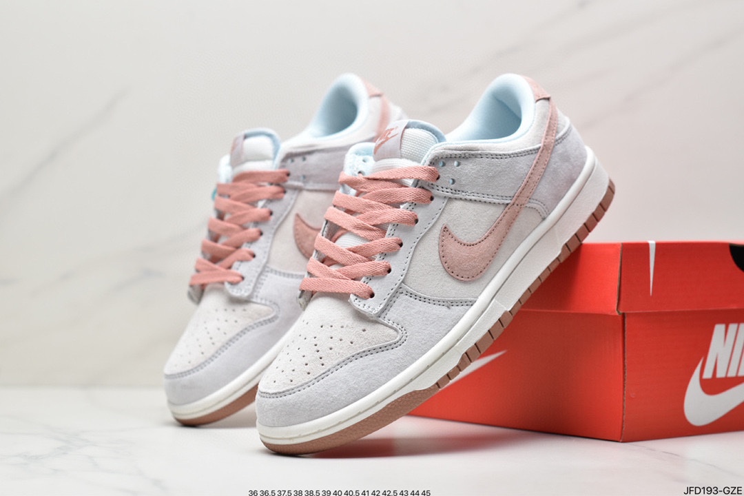 170 耐克Nike SB Dunk Low Pro 复古低帮 DX3374-700